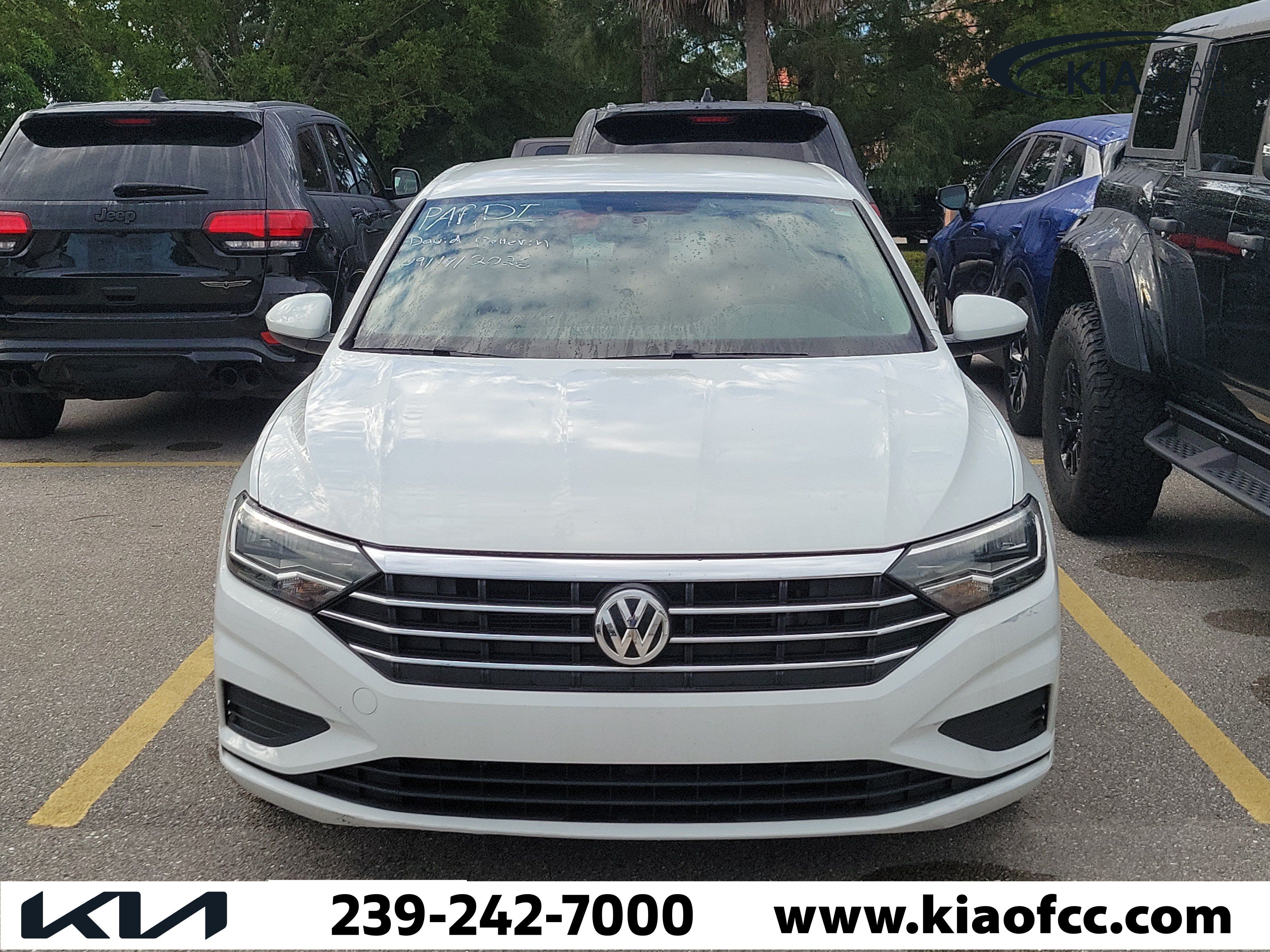 Used 2021 Volkswagen Jetta S w/ Driver Assistance Package FWD image 2