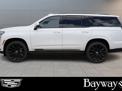 New 2025 Cadillac Escalade Sport Platinum w/ LPO, ONYX Package image 4