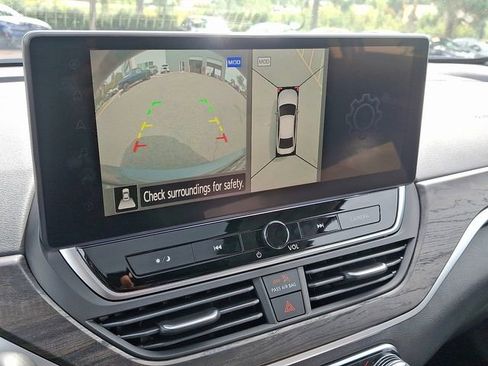 New 2025 Nissan Altima 2.5 SL image 16