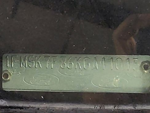 Used 2019 Ford Explorer Limited w/ Class III Trailer Tow Package FWD image 33