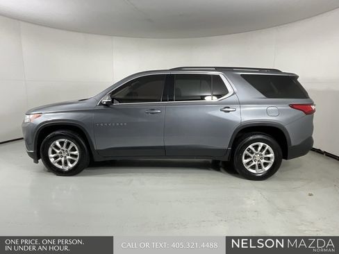 Used 2020 Chevrolet Traverse LT image 5