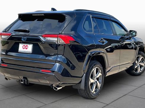 Used 2023 Toyota RAV4 SE w/ Weather & Moonroof Package AWD/4WD image 13