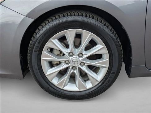 Used 2014 Lexus ES 300h w/ Luxury Package w/Bamboo Trim FWD image 24