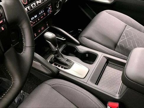 New 2026 Nissan Frontier SV w/ SV Convenience Package RWD image 9