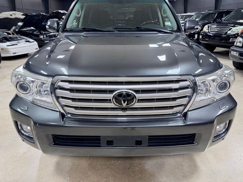 Used 2013 Toyota Land Cruiser AWD/4WD image 14