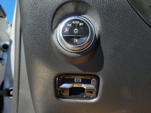 Used 2026 Mercedes-Benz C 300 Sedan image 19