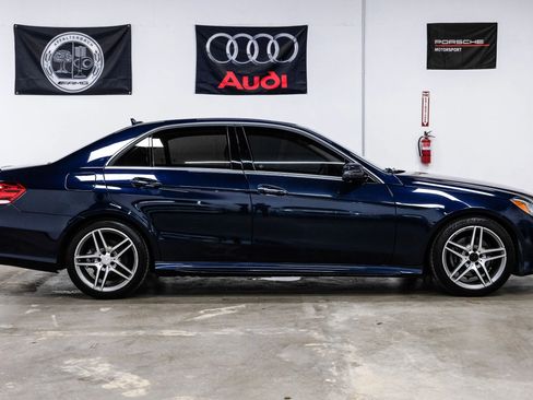 Used 2014 Mercedes-Benz E 350 4MATIC Sedan image 9