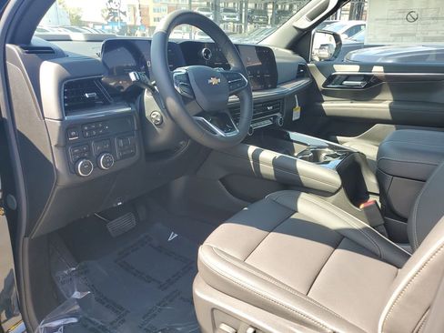New 2026 Chevrolet Tahoe Premier w/ Sun And Tow Package AWD/4WD image 23