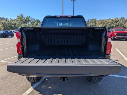 Used 2024 Chevrolet Silverado 1500 ZR2 w/ Technology Package image 12