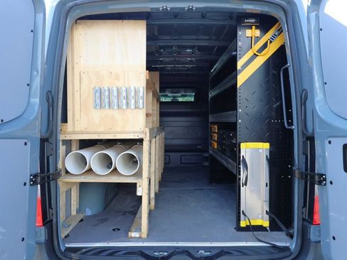 Used 2024 Mercedes-Benz Sprinter 2500 image 11