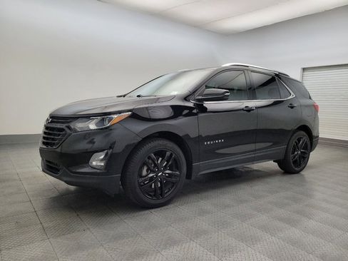 Used 2020 Chevrolet Equinox LT w/ Midnight Edition image 3