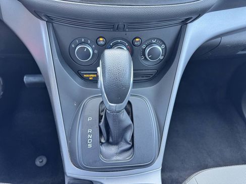 Used 2015 Ford Escape SE FWD image 45