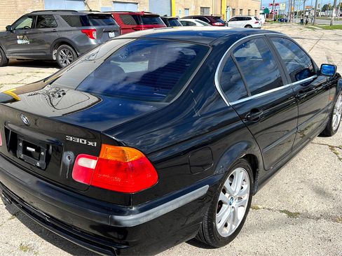 Used 2001 BMW 330i Sedan image 4