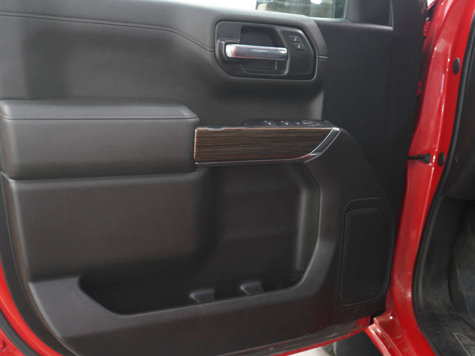 Used 2021 Chevrolet Silverado 1500 RST w/ Z71 Off-Road Package AWD/4WD image 19