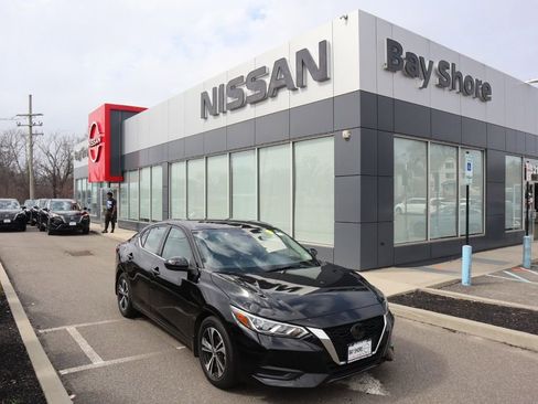 Certified 2022 Nissan Sentra SV w/ All-Weather Package image 2