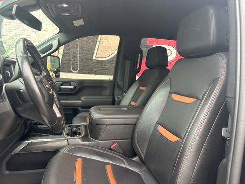 Used 2022 GMC Sierra 2500 AT4 w/ AT4 Preferred Package AWD/4WD image 14