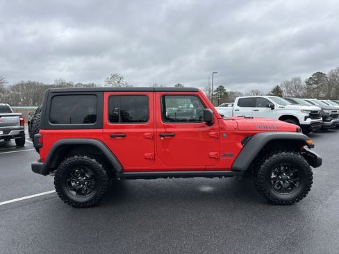 Used 2025 Jeep Wrangler Unlimited Sport S 4xe image 5