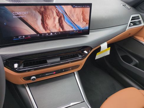 Certified 2026 BMW 330i Sedan w/ Premium Package RWD image 30