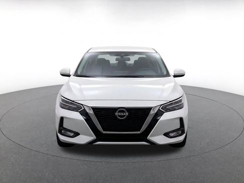 Used 2025 Nissan Sentra SV FWD image 2