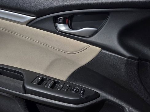 Used 2021 Honda Civic EX image 19