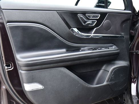 Used 2023 Lincoln Corsair AWD image 22