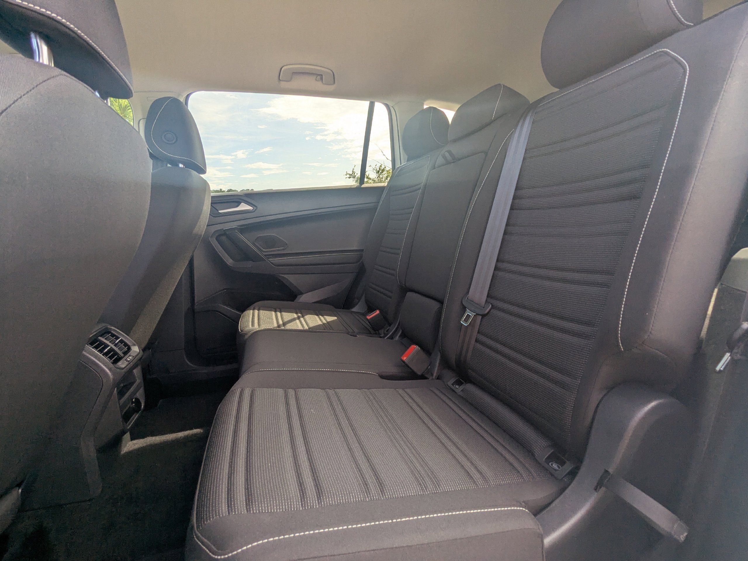 Used 2024 Volkswagen Tiguan S FWD image 13