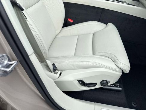 New 2026 Volvo XC60 B5 Ultra w/ Climate Package image 16
