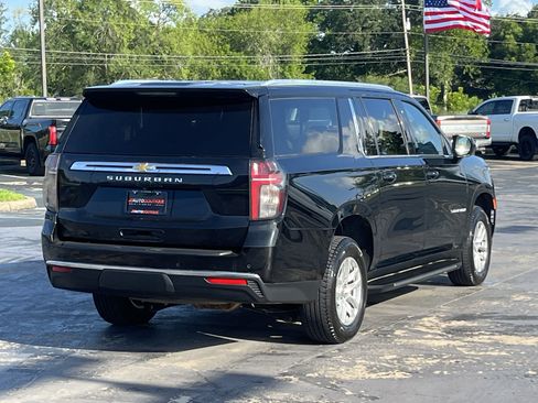 Used 2021 Chevrolet Suburban LS AWD/4WD image 9