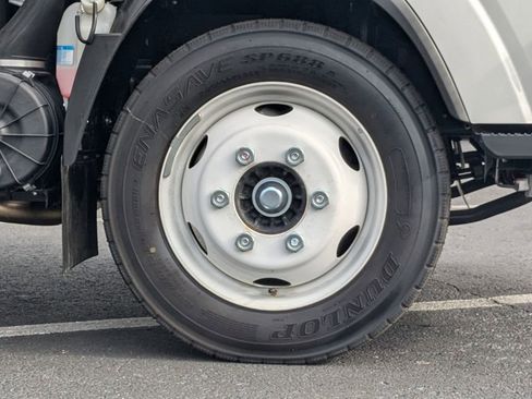 New 2024 Chevrolet Low Cab Forward image 12