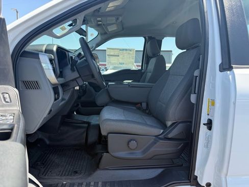 New 2026 Ford F250 XL w/ XL Chrome Package AWD/4WD image 11
