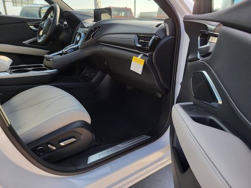 New 2026 Acura RDX SH-AWD image 8