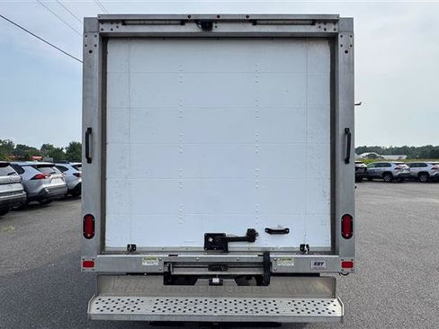Used 2018 Ford Transit 350 156 DRW RWD image 17