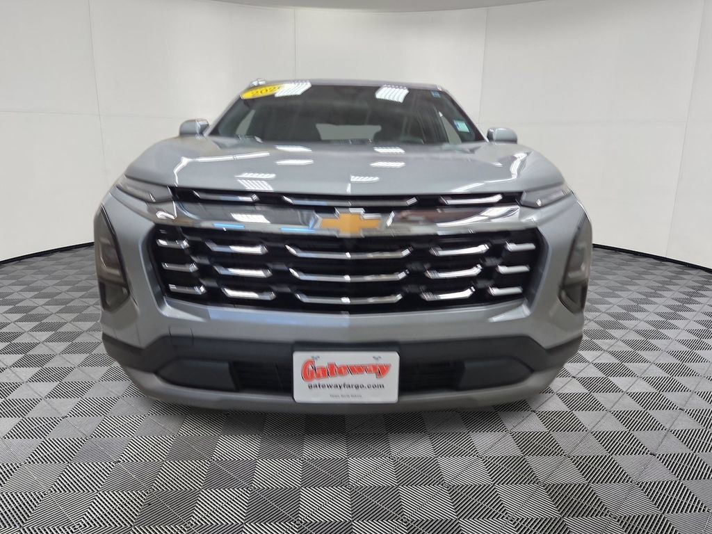 Used 2026 Chevrolet Equinox LT AWD/4WD image 5