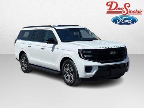 Used 2025 Ford Expedition Max Active AWD/4WD image 4