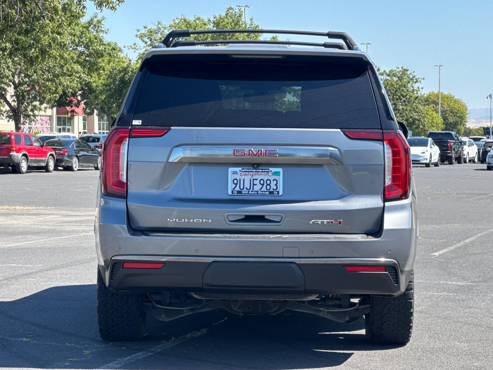 Used 2021 GMC Yukon AT4 AWD/4WD image 5
