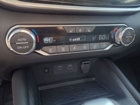 New 2026 Nissan Altima 2.5 SR image 16