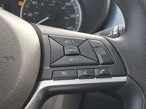 Used 2025 Nissan Versa SV image 21