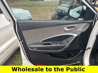 Used 2016 Hyundai Santa Fe Limited w/ Option Group 04 video 3