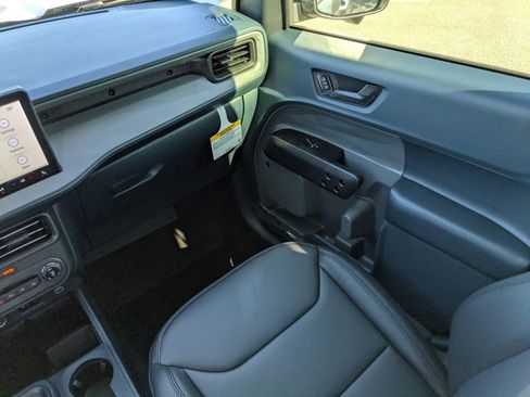 New 2026 Ford Maverick Lariat w/ Black Appearance Package image 15