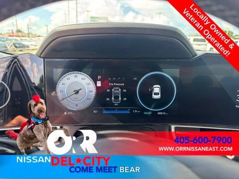 Used 2025 Hyundai Elantra Limited FWD image 16