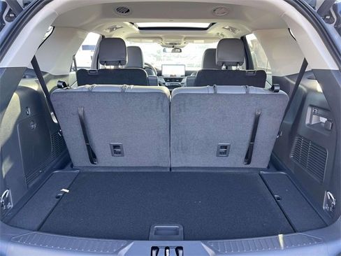 New 2025 Ford Explorer Active w/ Active Comfort Package image 7