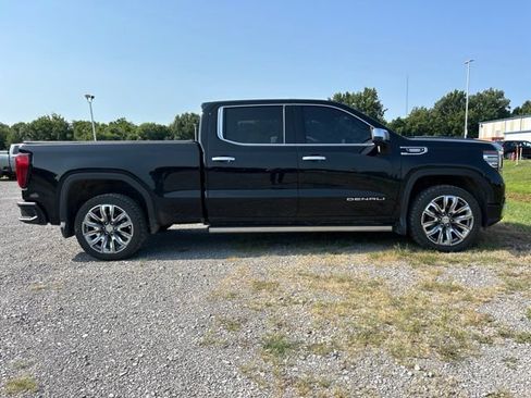 Used 2023 GMC Sierra 1500 Denali w/ Denali Reserve Package AWD/4WD image 2