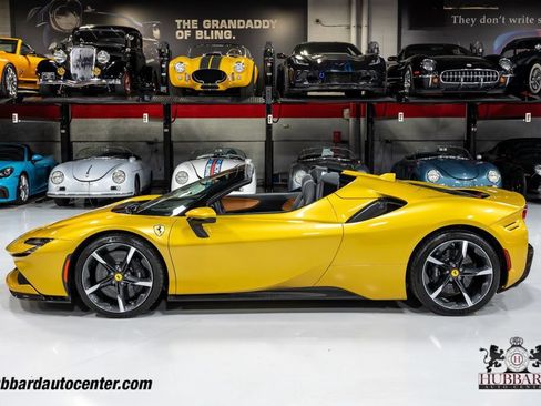 Used 2024 Ferrari SF90 Spider AWD/4WD image 6