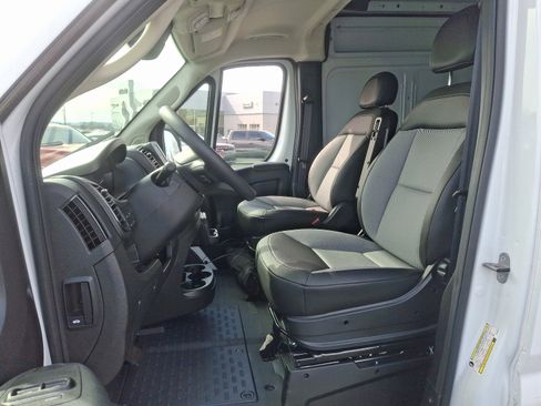 New 2024 RAM ProMaster 2500 w/ Upfitter's Prep Package image 10