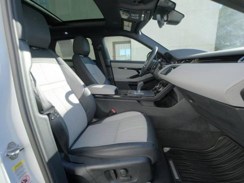 Certified 2023 Land Rover Range Rover Evoque R-Dynamic S image 19