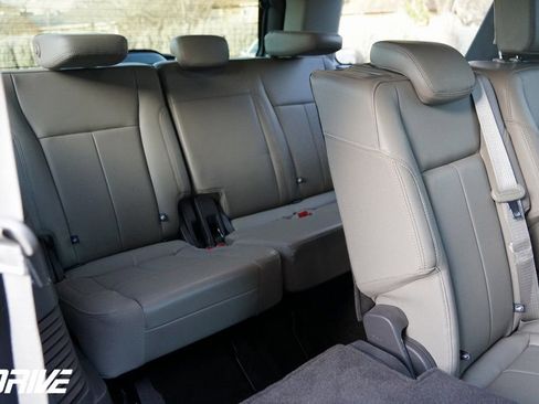 Used 2021 Ford Expedition XLT image 42