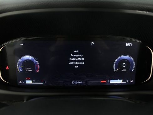 Used 2023 Jeep Wagoneer L Series II image 12