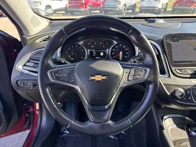 Used 2018 Chevrolet Malibu LT w/ Leather Package FWD image 32