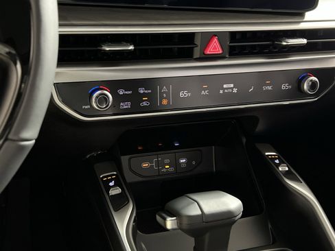 New 2026 Kia Sorento X-Line EX image 19