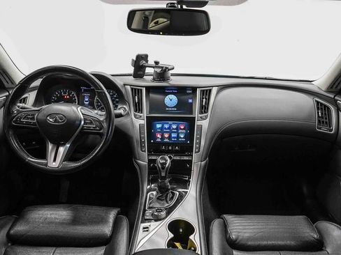 Used 2019 INFINITI Q50 Signature Edition image 12